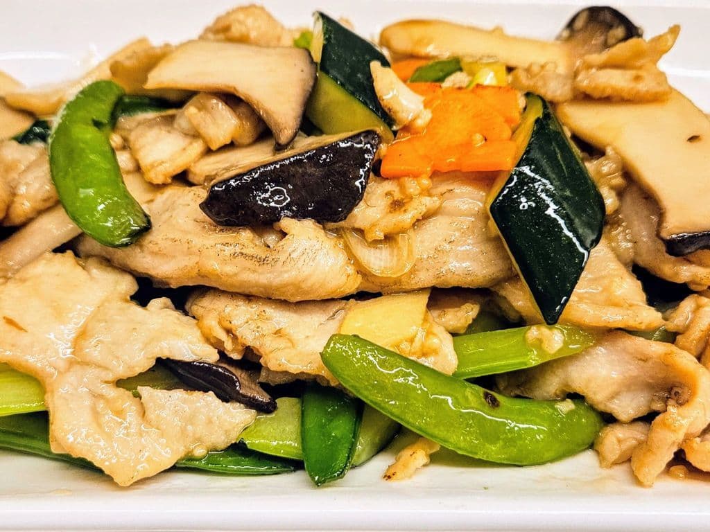 CH1 Wok-Seared Sliced Chicken with King Oyster Mushrooms 皇子菇爆雞片