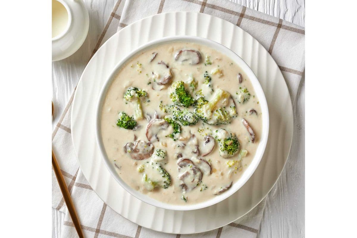 Mushroom and broccoli cream soup (10 OZ) (10 OZ)