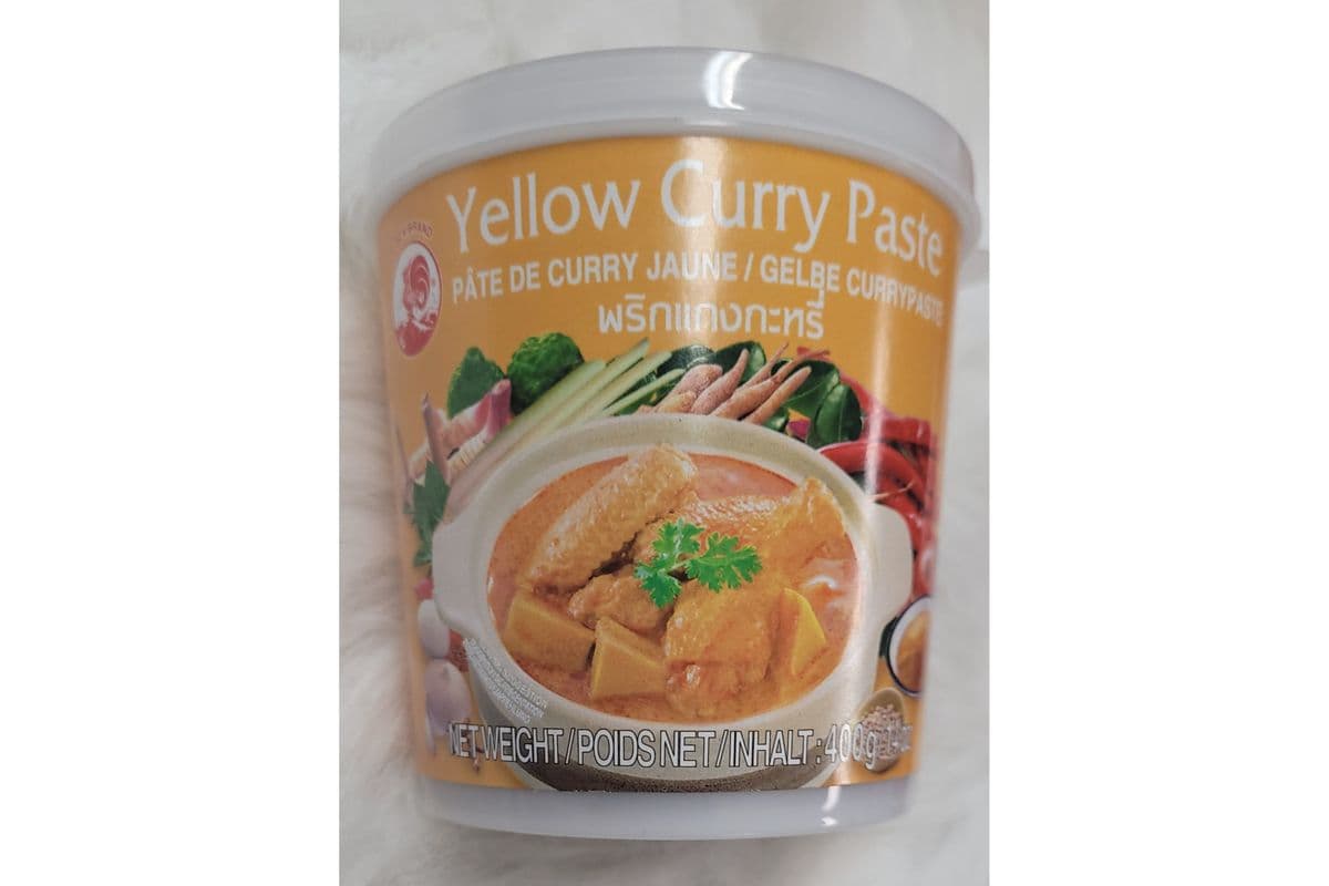 Yellow Curry Paste - Medium Spicy Thai Yellow Curry Paste (400gr)