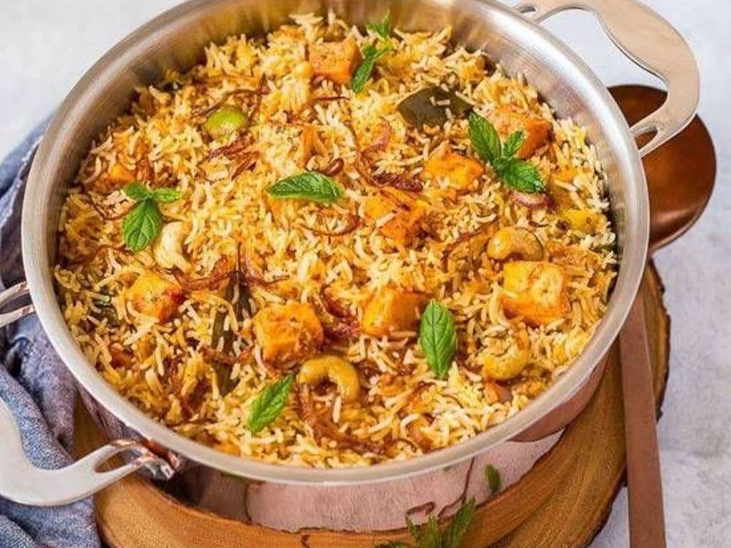Shahi Paneer Biryani (Family)