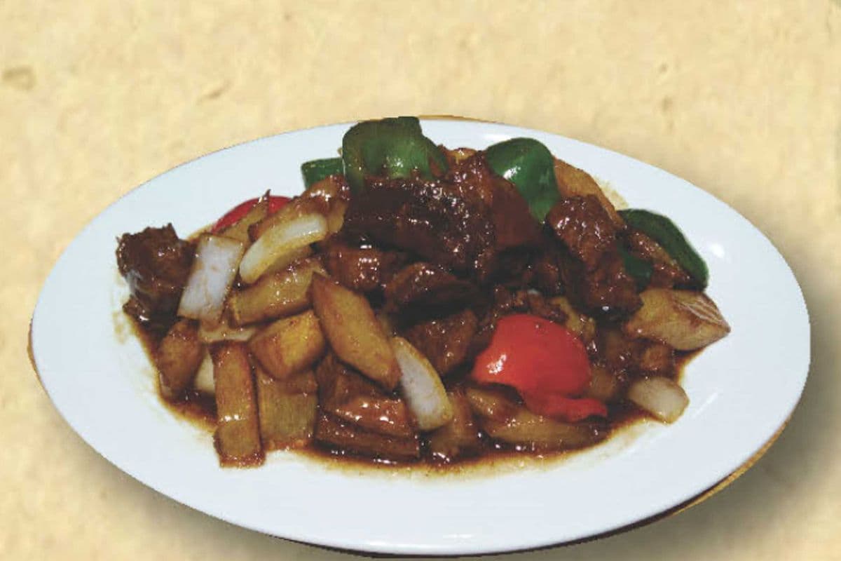 Stewed Beef Brisket with Potatoes 土豆炖牛腩