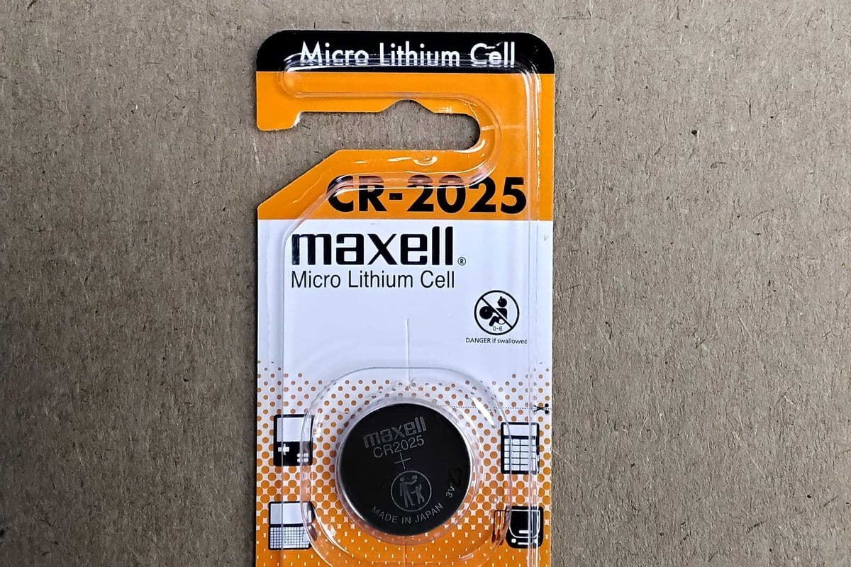 Maxell Micro lithium cell. CR2025