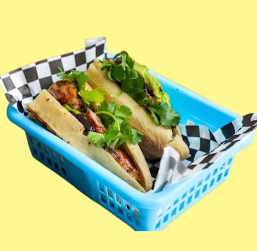Banh Mi Gà / Gà Banh Mi