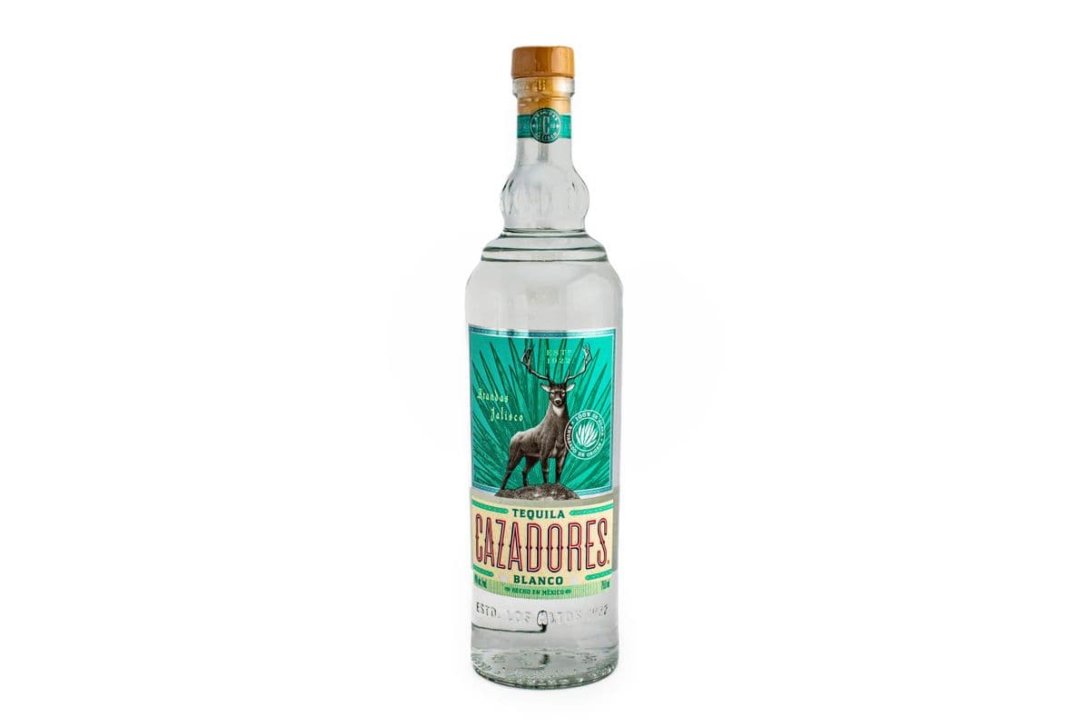 Cazadores Blanco 750ml Bottle (1 x 750ml)