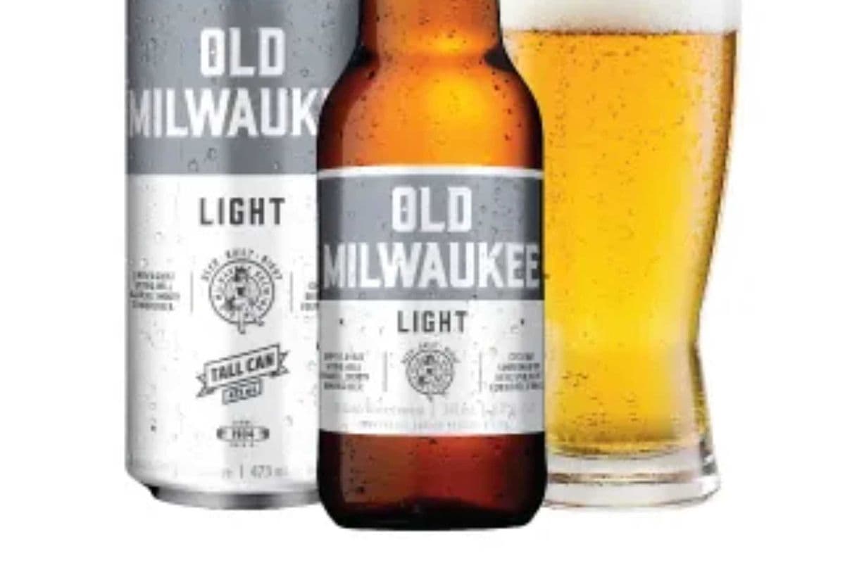Old Milwaukee Light cans (8 x 355ml Can)