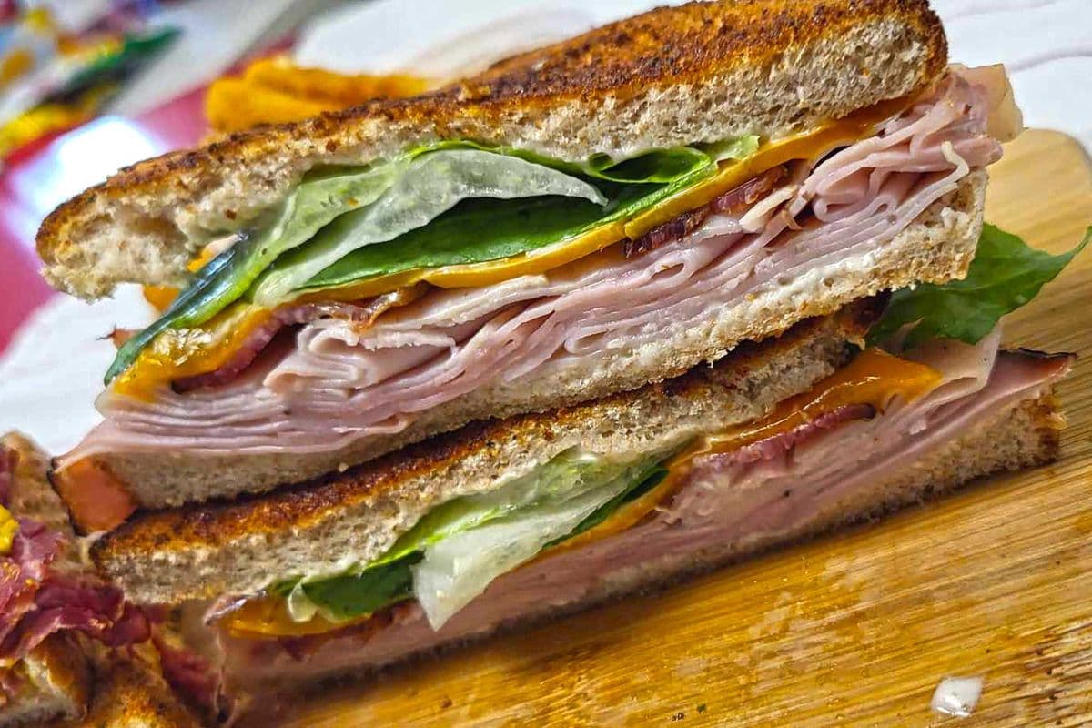 Turkey Club Sandwich (1 Sandwich)