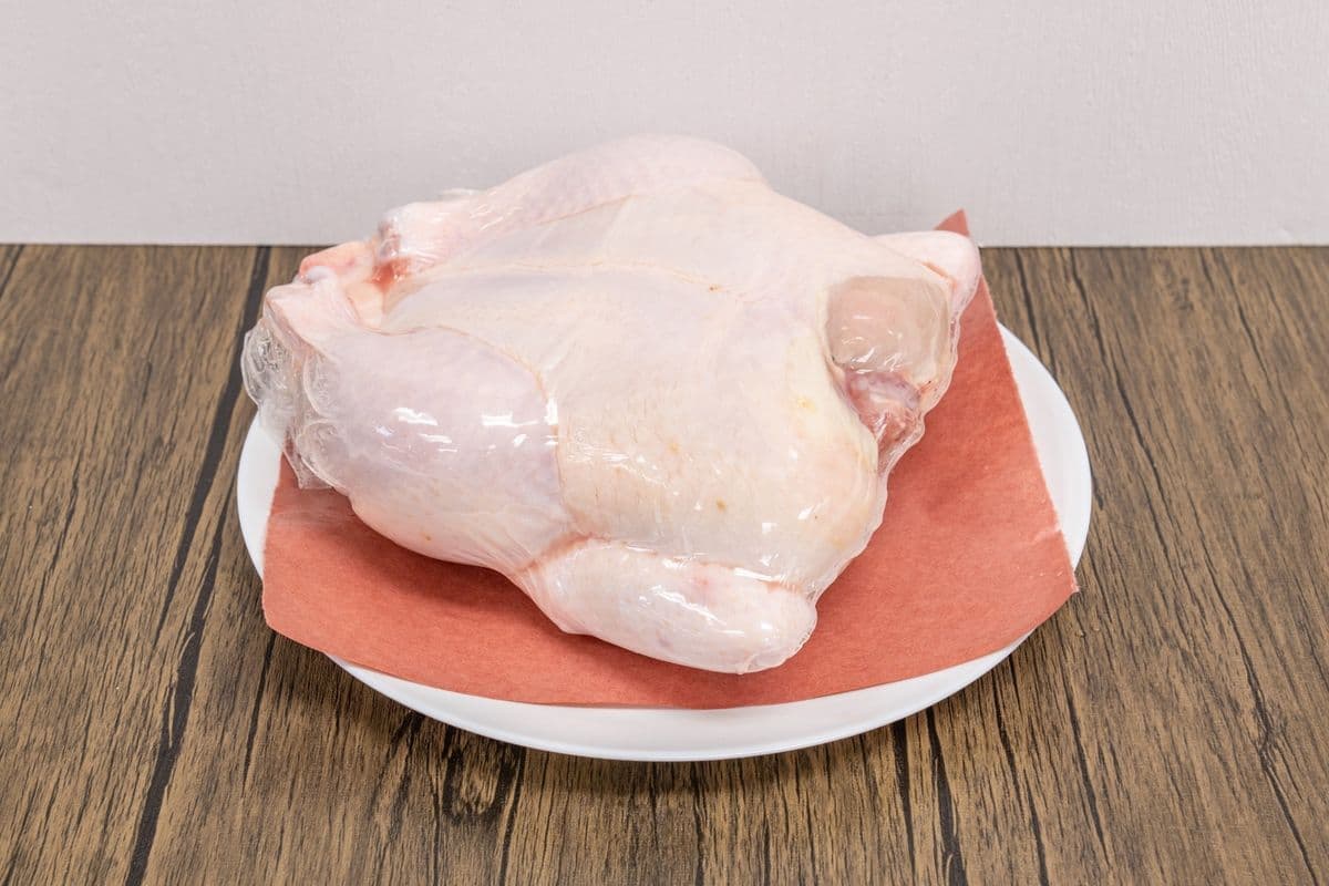 Whole Chicken (3 lb)