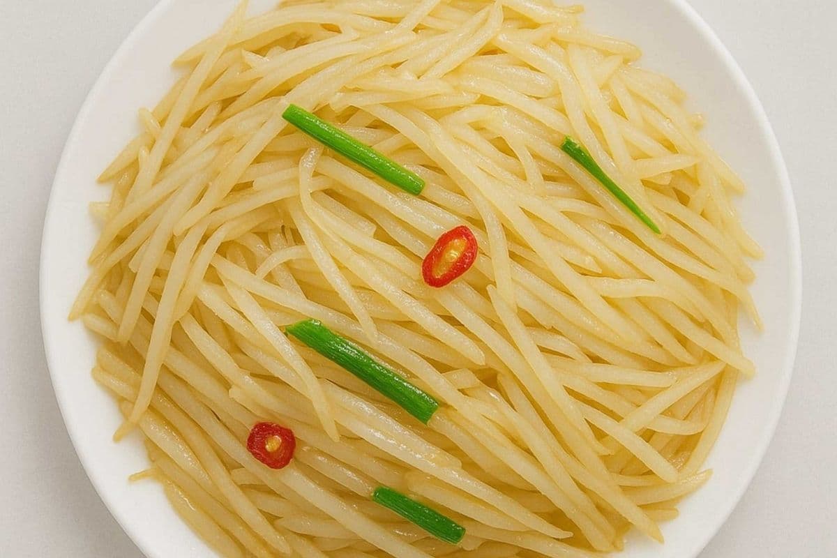 V5. Shredded Potato Tangy or Szechuan Style (Spicy) - 醋溜(熗炒)土豆絲