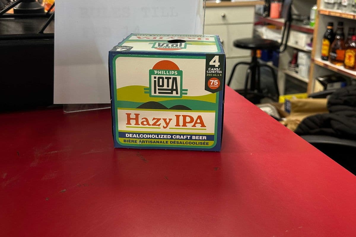 PHILLIPS IOTA HAZY IPA (1 x 4 PK)