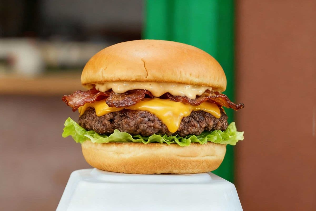 Bacon Cheddar Burger