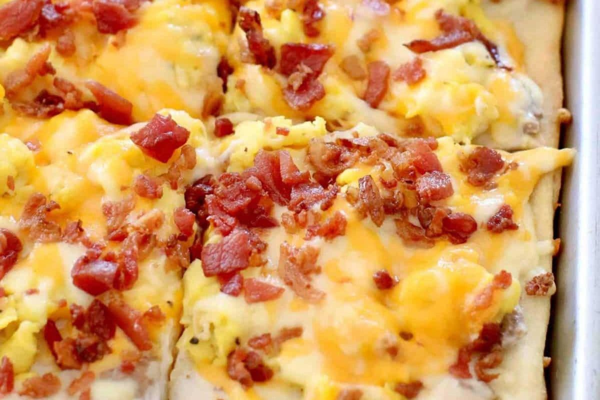 12" Medium Breakfast Pizza
