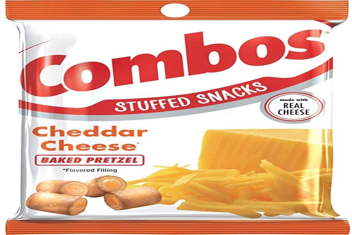 Combos Stuffed Snacks – Cheddar Cheese (Baked Pretzel) (178 g)