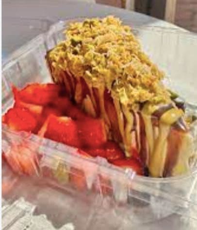 Dubai Strawberry Cheesecake