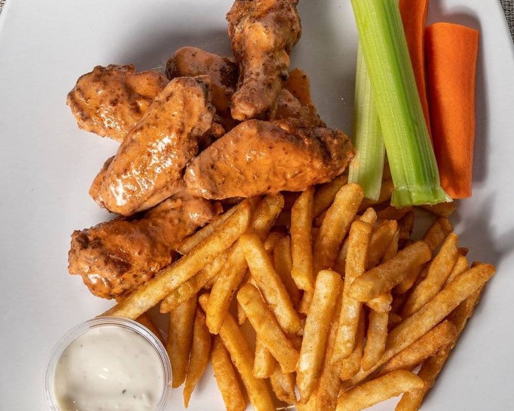 1LB Wings & Fries