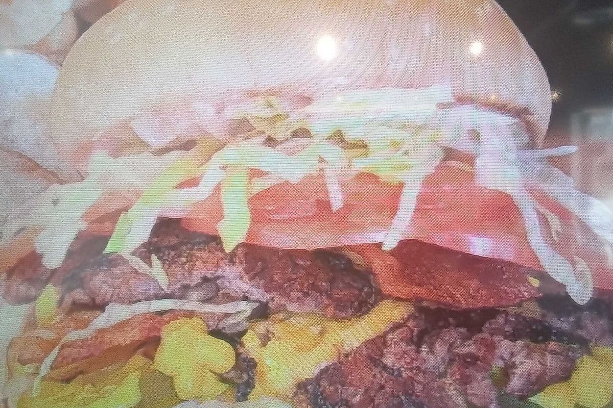 Deluxe Bacon Smash Burger