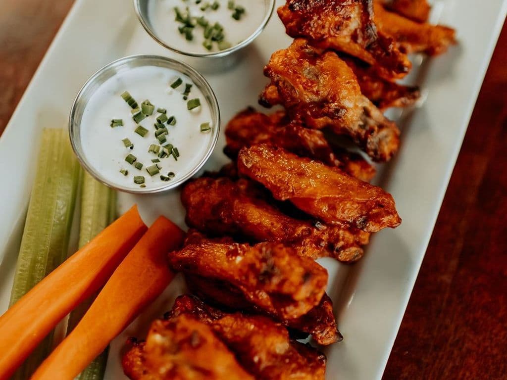 16 Ailes de poulet BUFFALO / 16 BUFFALO Chicken Wings