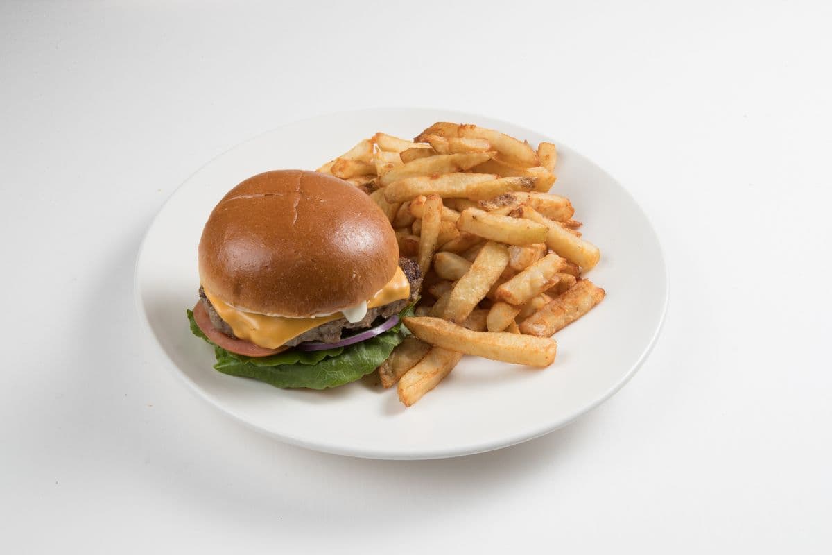 Cheeseburger and Chips