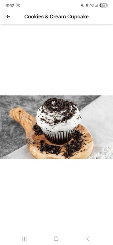 4-Pack Cookies & Cream Cupcake