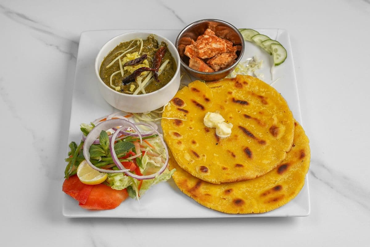 Saag Makki Di Roti