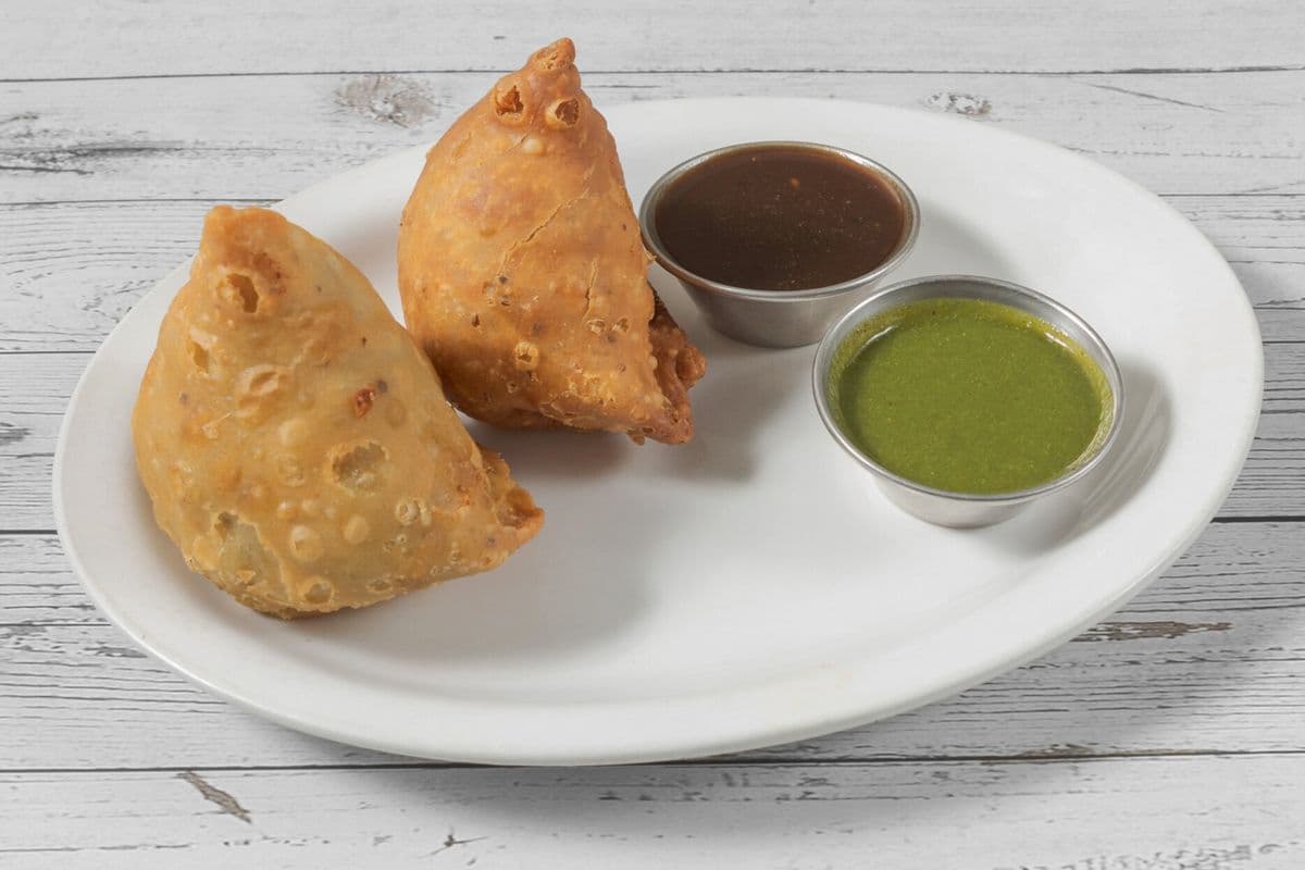 Veggie Samosas with Chutney