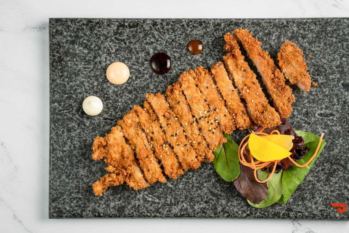 103. Poulet Frit Avec Sauce Maison / Fried Chicken With House Sauce