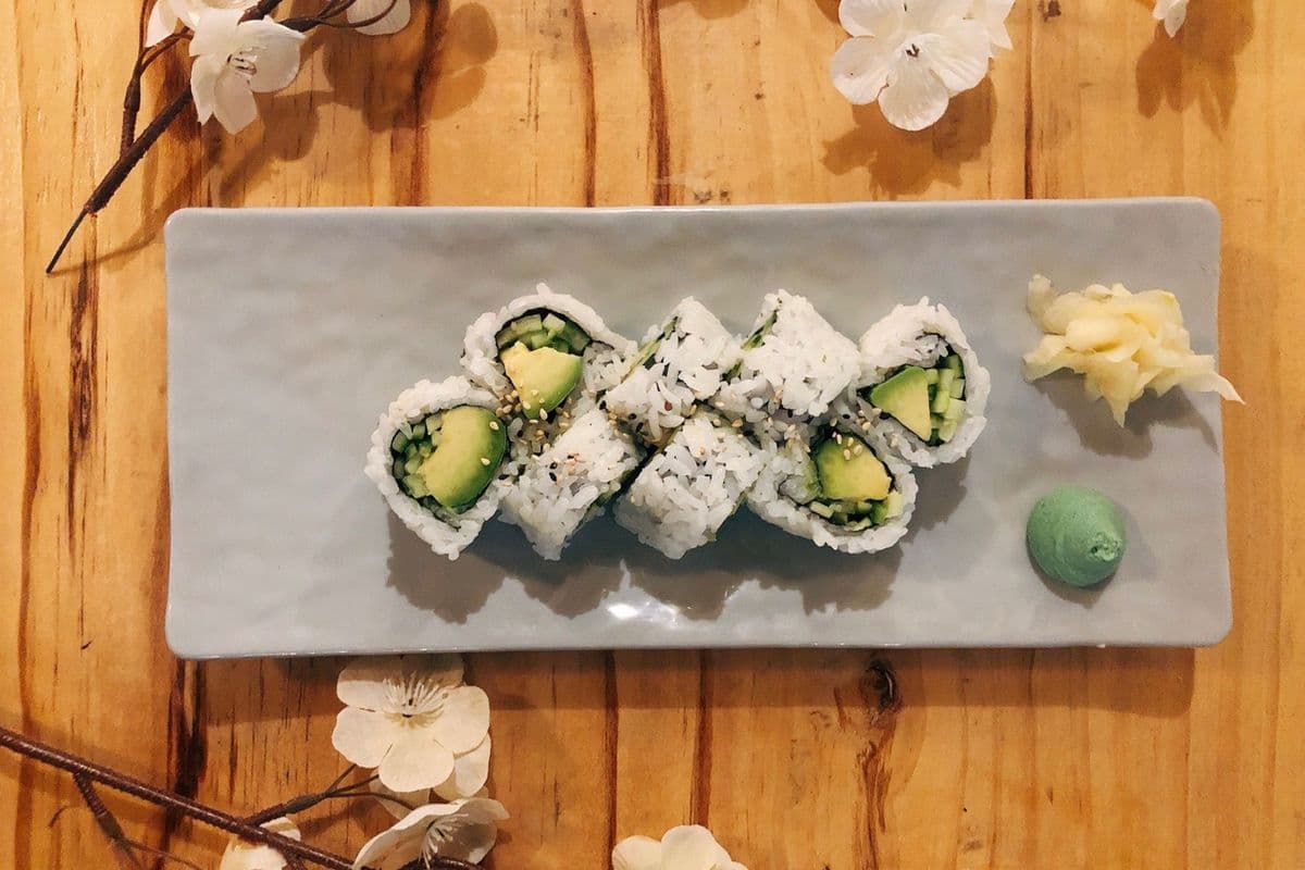 Avocado and Kappa Roll (8 pcs)