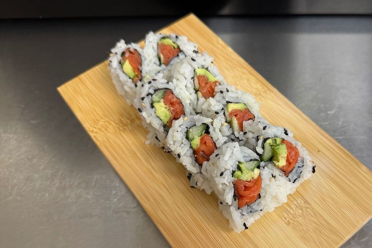 Smoked Salmon Roll