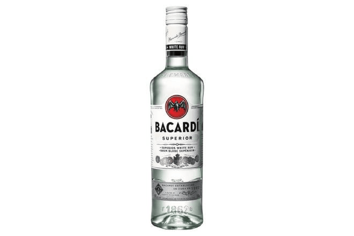 Bacardi White (1 x 750 ml)