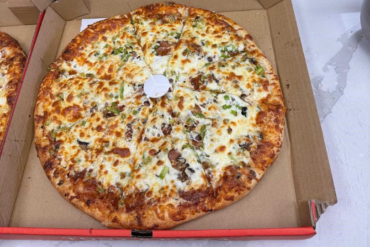 12" Medium Halal Combination Pizza