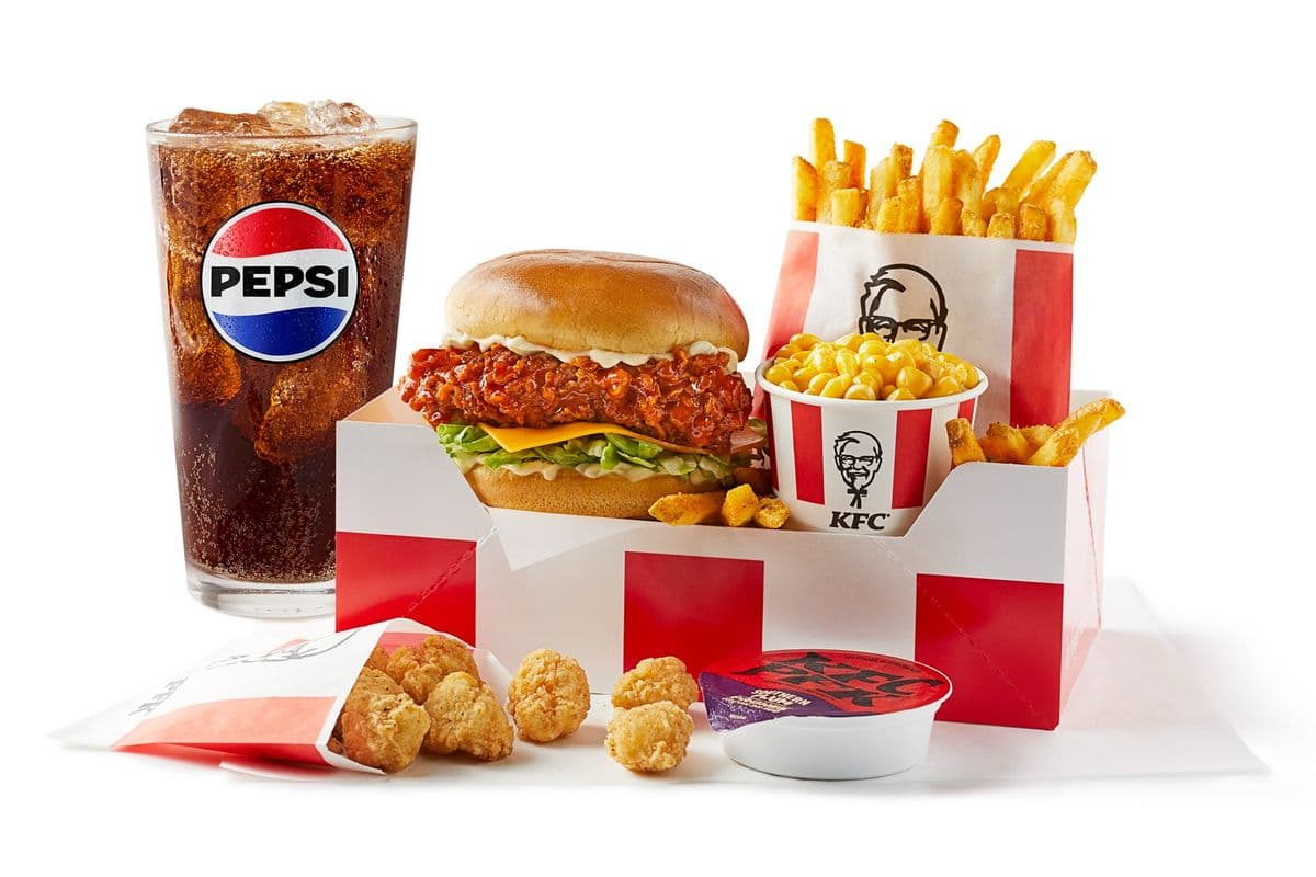 Boîte-repas de Sandwich Zinger bien saucé / Zinger Drip Sandwich Box Meal