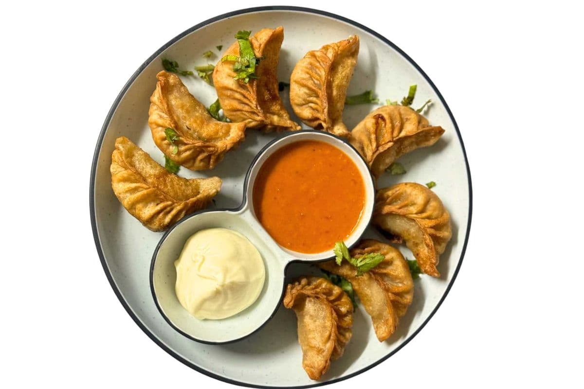 Fried Mix Veg Momos (8 pcs)