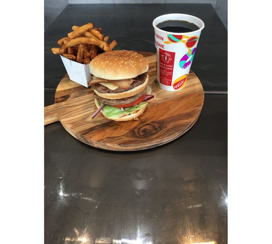Trio hamburger double de luxe / Deluxe Double Hamburger Trio