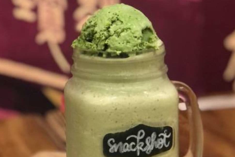 Z12. Matcha Ice Cream Smoothie 抹茶雪糕奶昔