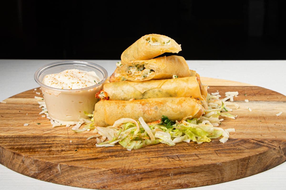 Cheese Spring Rolls (6 Pcs)