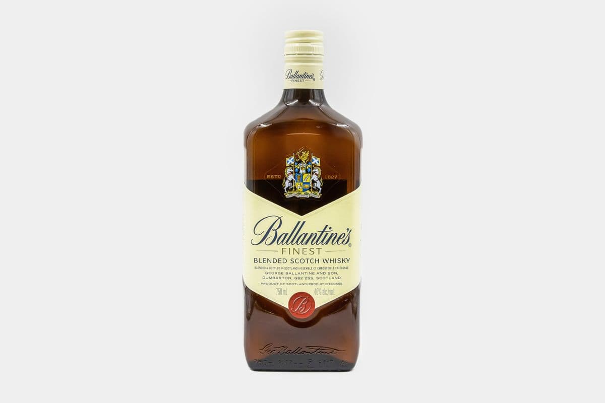 Ballantine's Scotch Whisky (1 x 750ml)