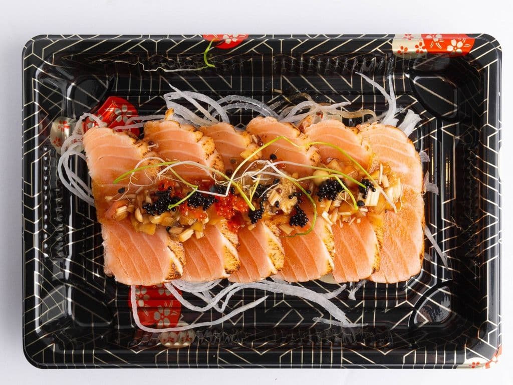 Salmon Tataki (6)