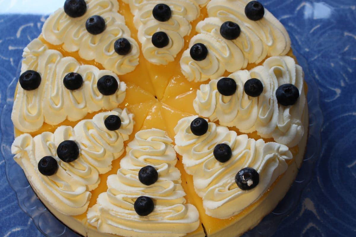 Whole Lemon Cheese cake
