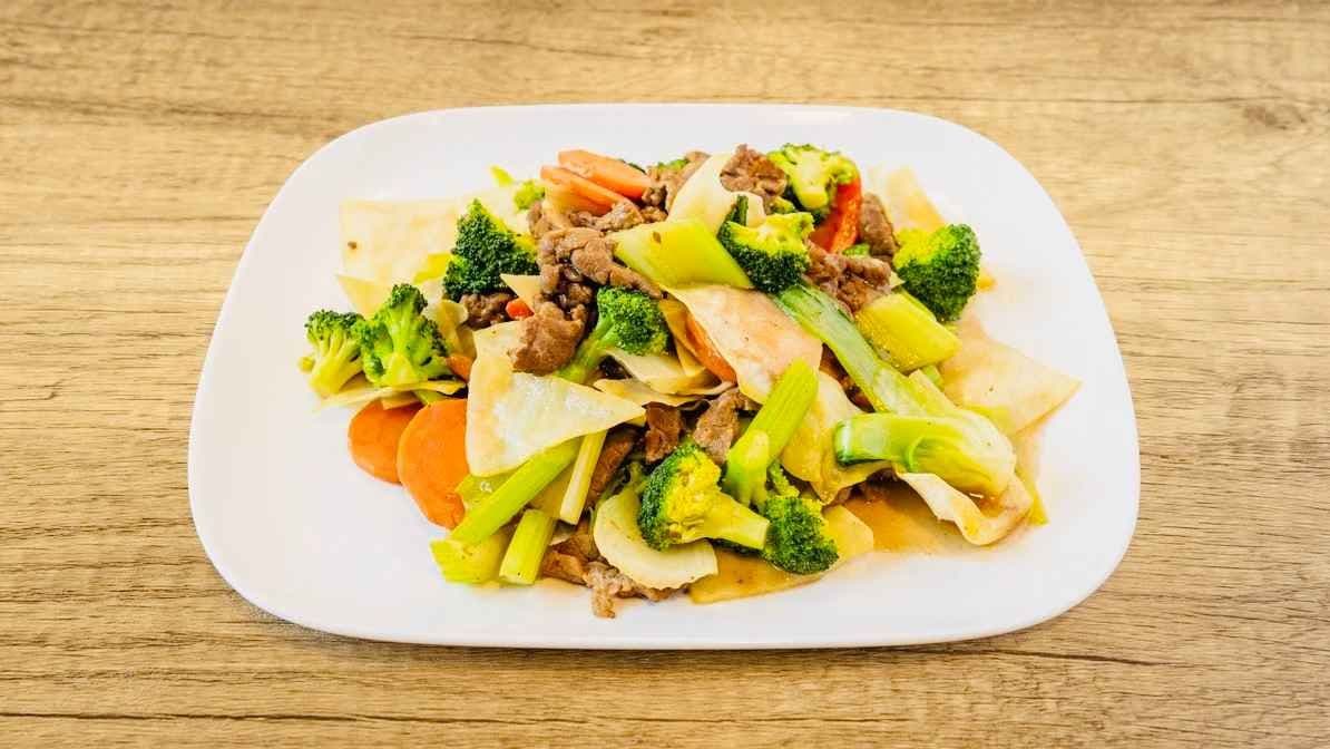 50. Regular Stir-Fried Meat & Vegetables