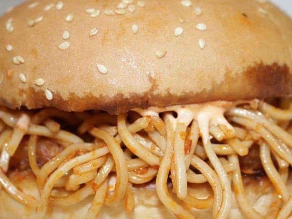 Noodle Burger