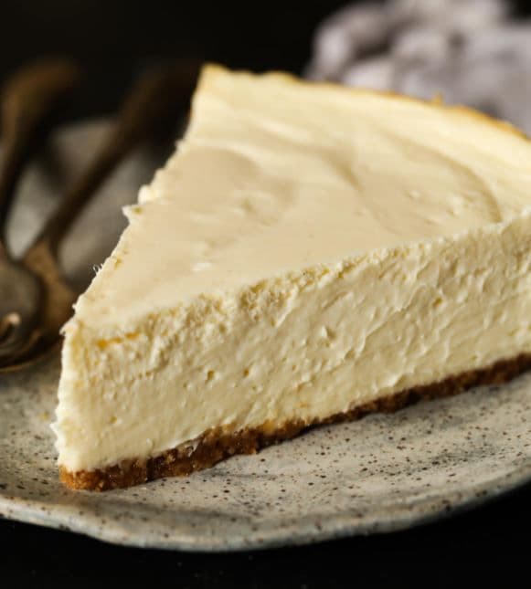 Bayside Top-Your-Own Cheesecake Slice