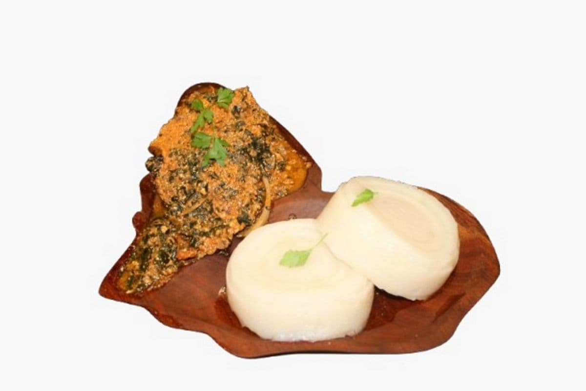 Assiette sauce aux épinards