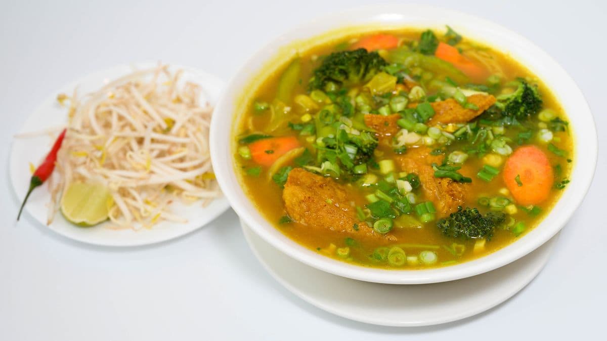 110. Curry Tofu and Vegetable Vermicelli Noodle Soup