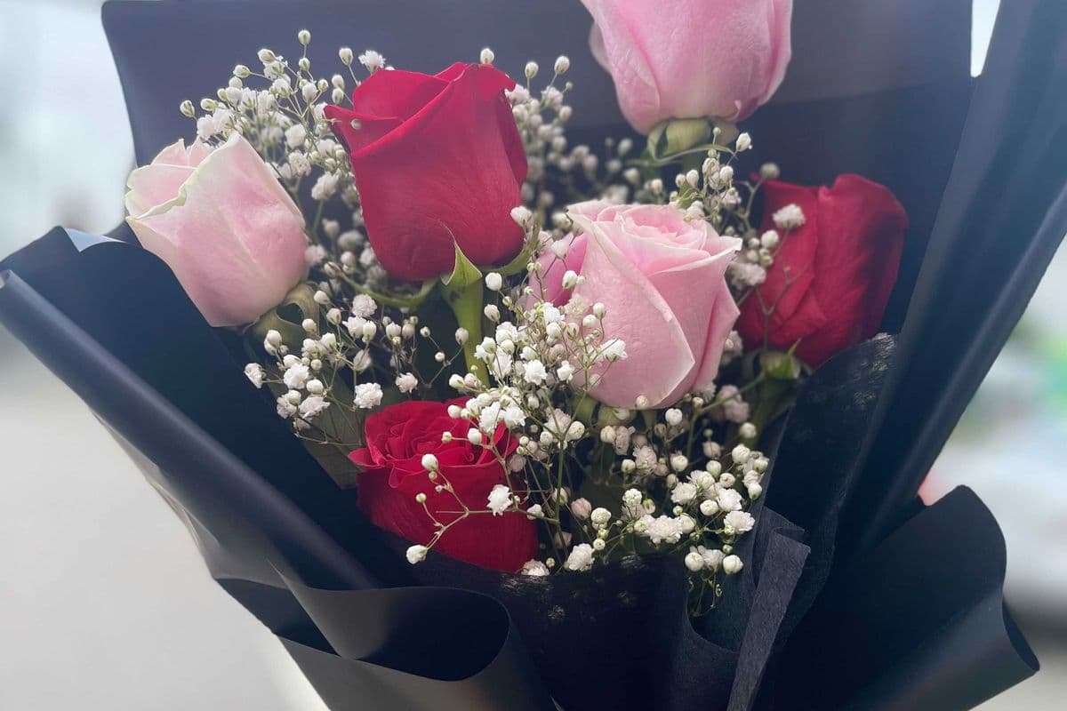 6 Stem Rose Bouquet