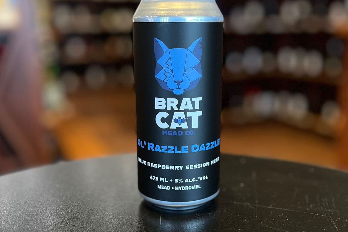mead | brat cat ol' razzle dazzle (1 x 473 ml)
