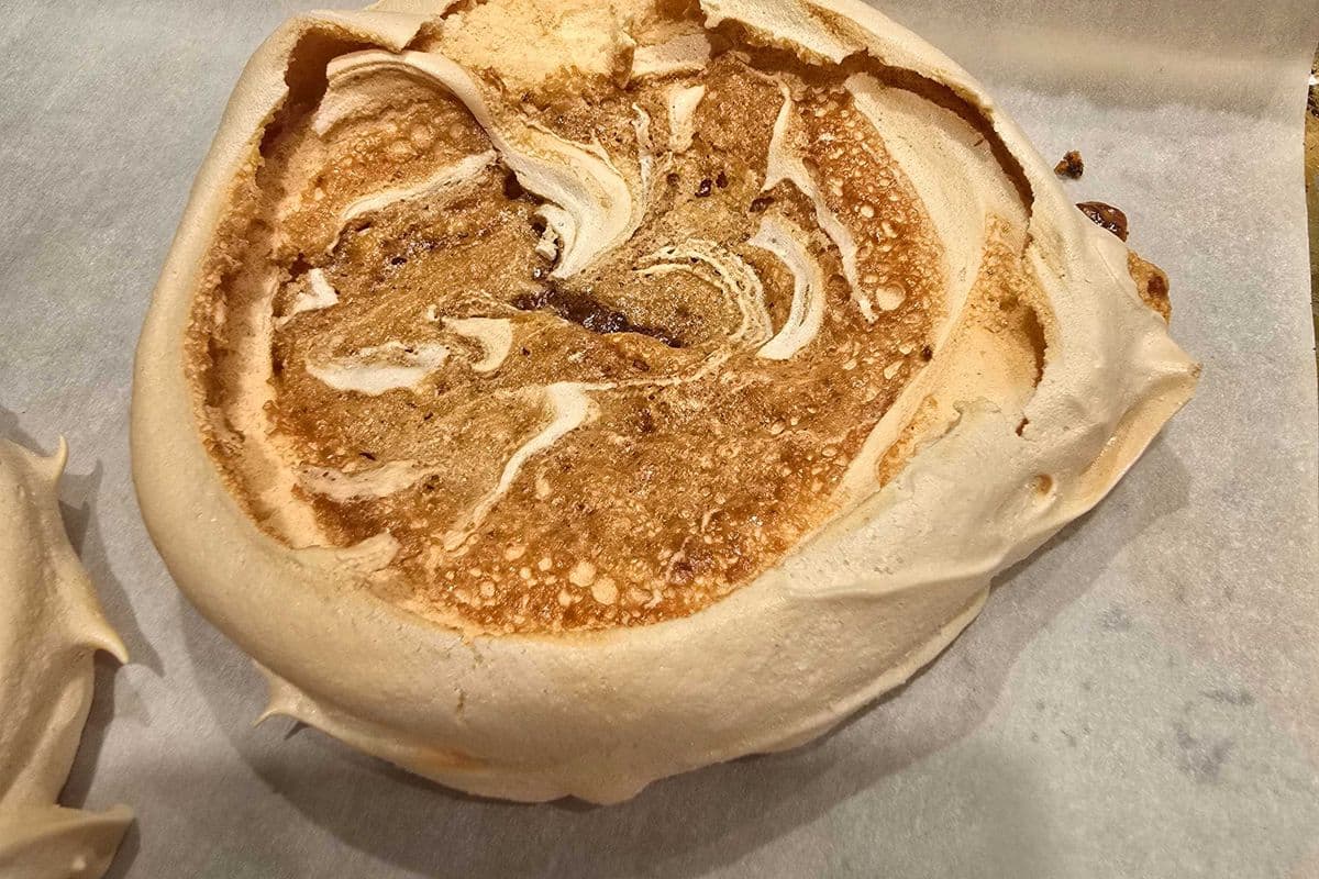 BIG GF Caramel or Dark Chocolate pink peppercorn Meringue cookie
