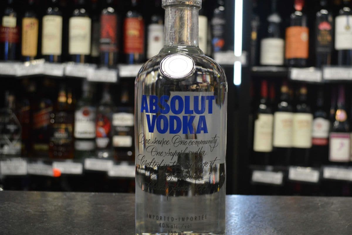 Absolut (750 ml Bottle) (1 x 750)