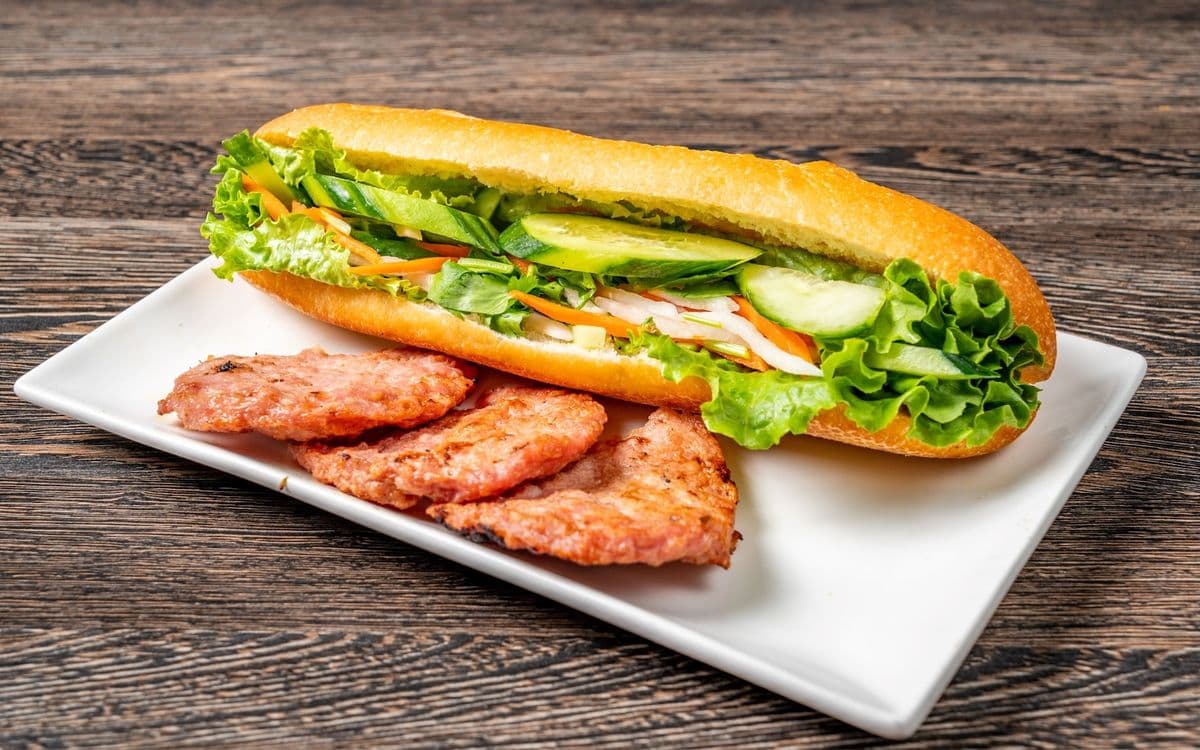 M3. Grilled Minced Pork Bread w/ Pop - OO