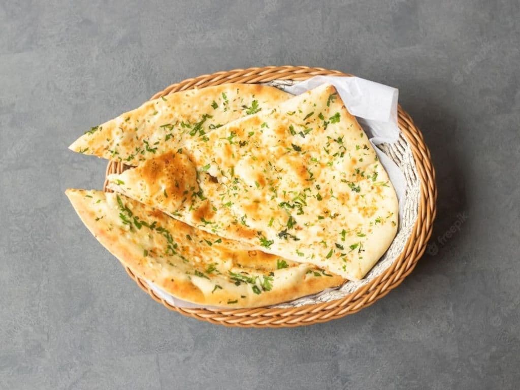 GARLIC NAAN