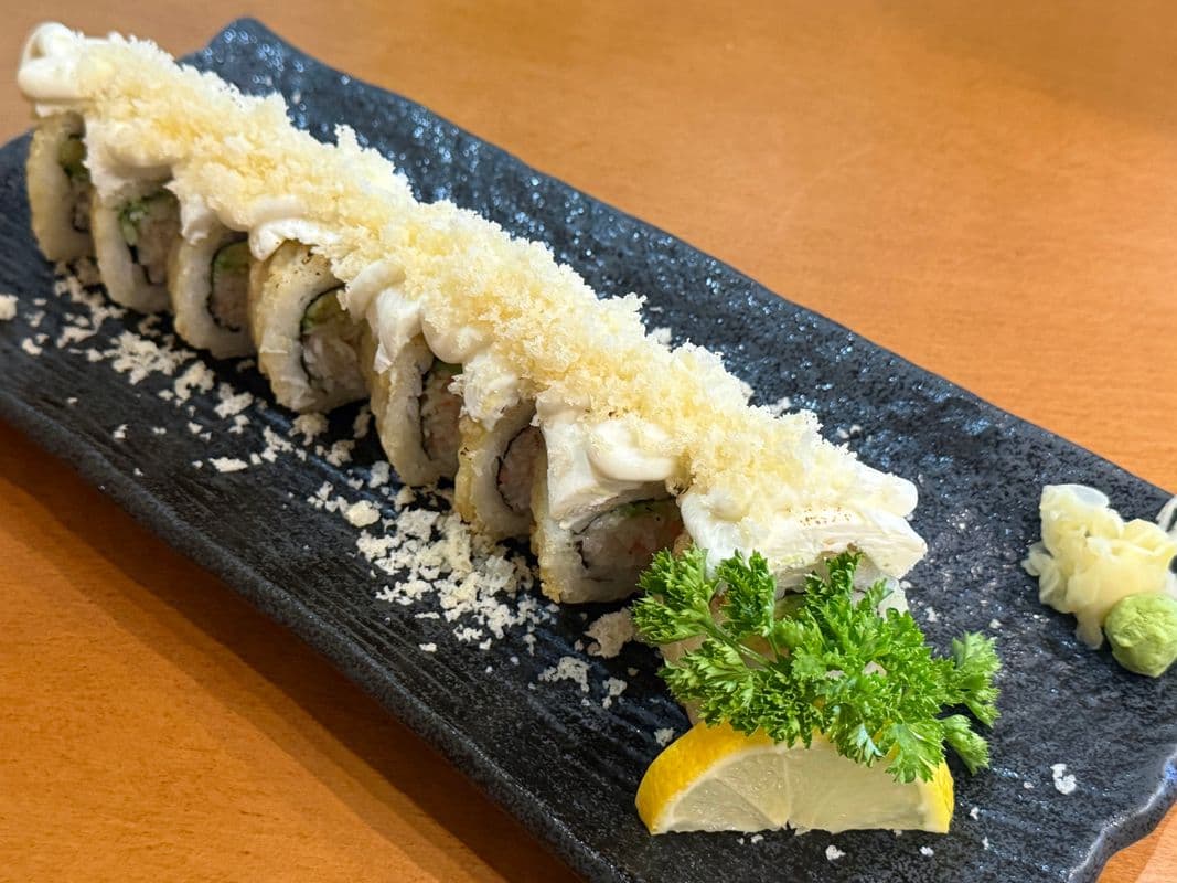 Cheese Bomb Roll (8 pcs)