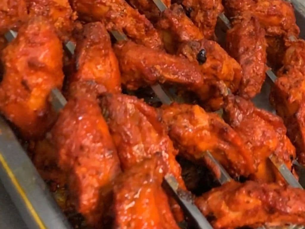 Tandoori wings 7 pieces (med to spicy)